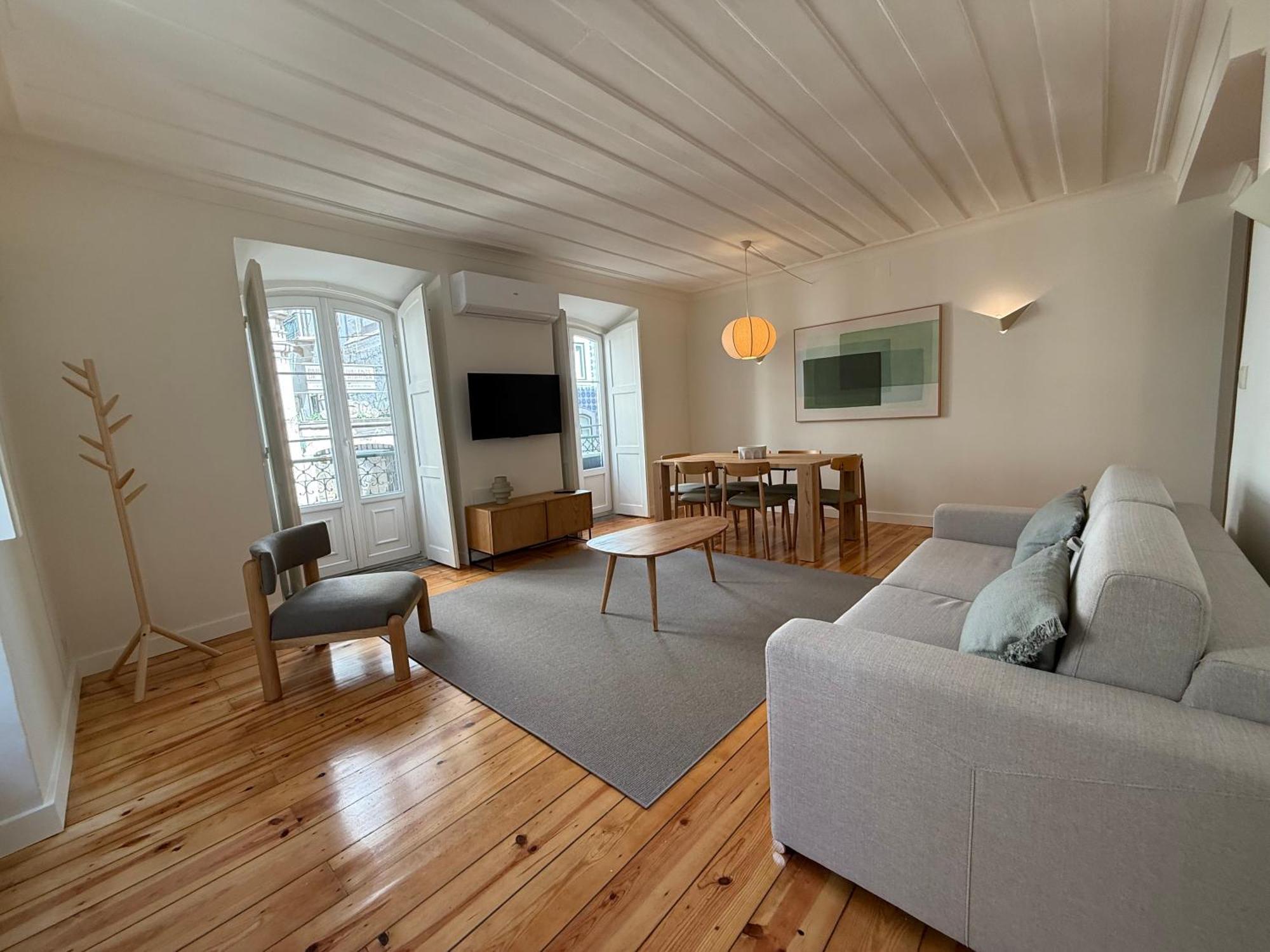 C1 Remodeld Beautiful Charming 2Br Apartment - Bairro Alto Lisbona Esterno foto