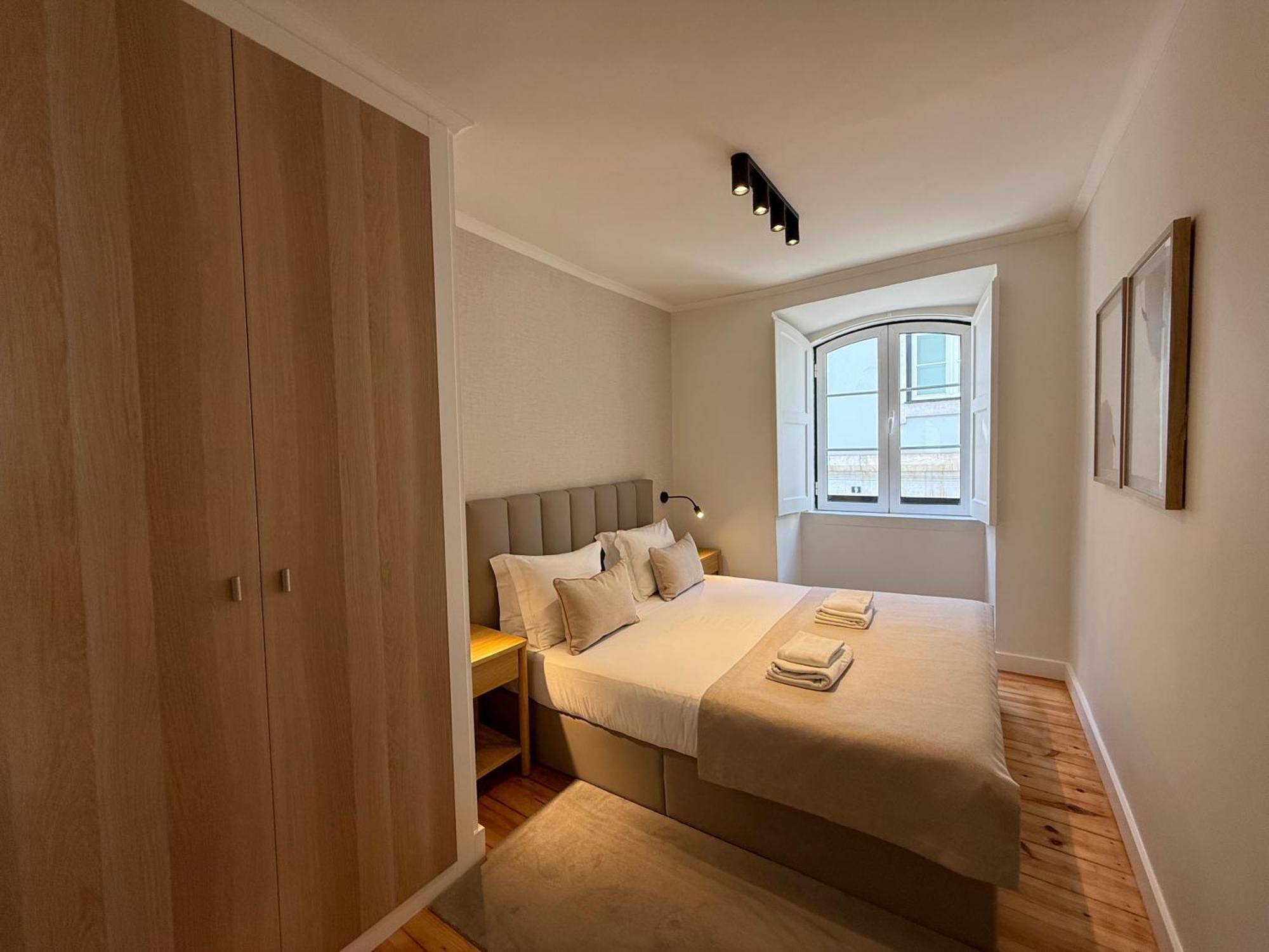 C1 Remodeld Beautiful Charming 2Br Apartment - Bairro Alto Lisbona Esterno foto